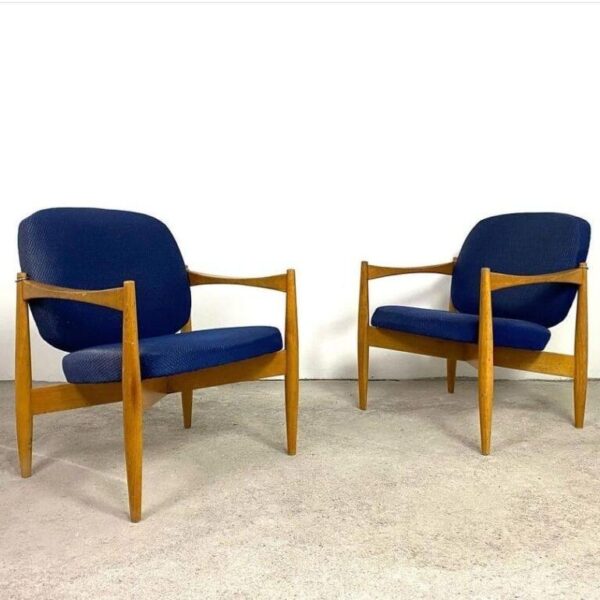 Pair of armchairs
